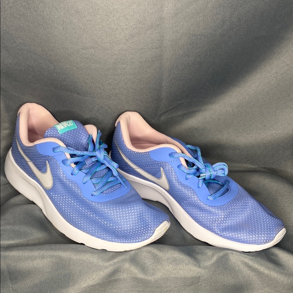Nike Youth Purple and Pink Sneakers